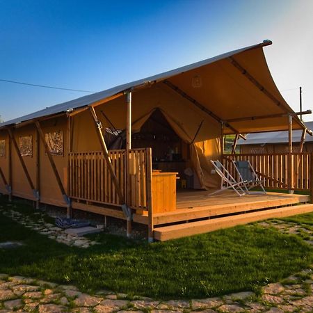 La Viola E Il Sole - Alloggi E Glamping - Fermo Eksteriør bilde